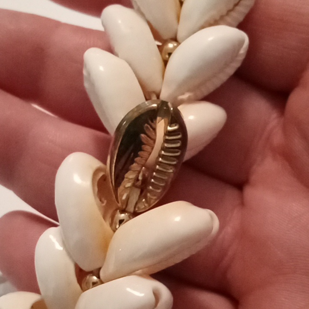 #1119. Genuine Puka Shell And Gold Toned Adjustable Bracelet - Picture 2 of 4